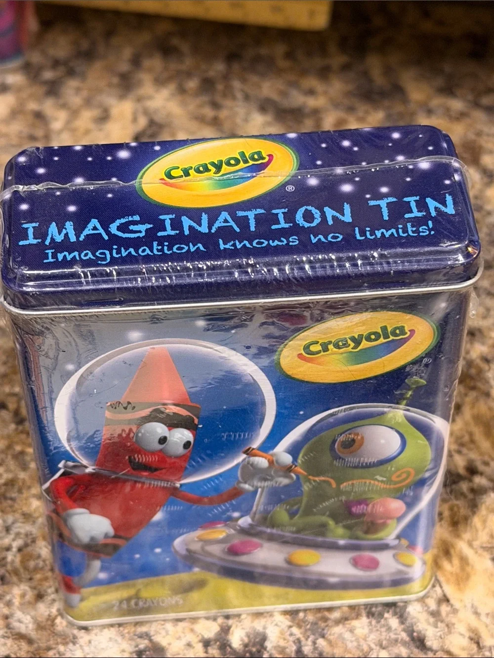 Crayola Imagination Tin Limited edition Space-Themed 24-Crayon 2011 Rare NEW